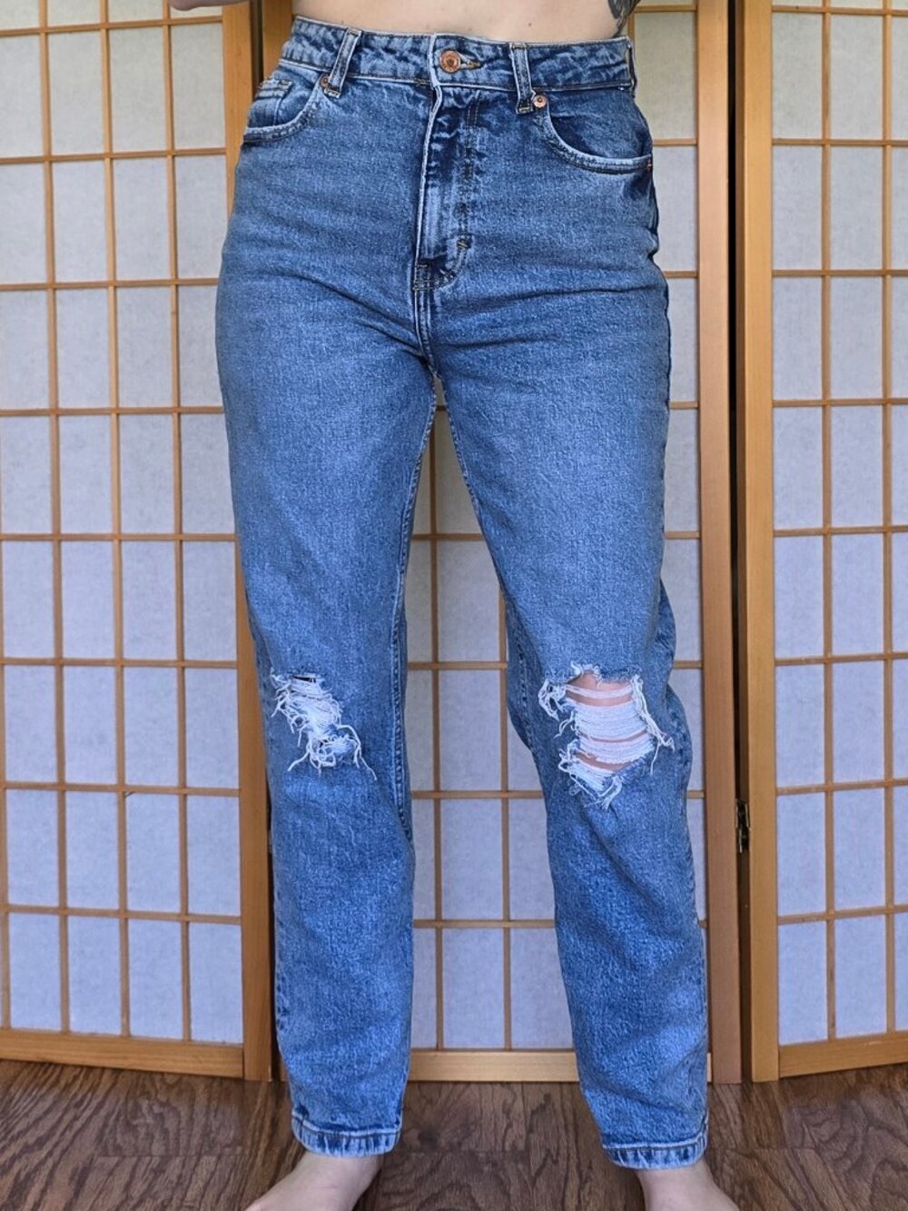 Zara High Waist Relaxed Fit Jeans EUC - Women's Size 4